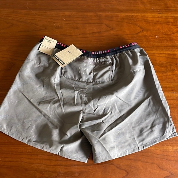 Nike Dri-FIT Run Division Flex Stride Men's 2-In-1 5" Running Shorts DM4634-289 - Picture 6 of 7